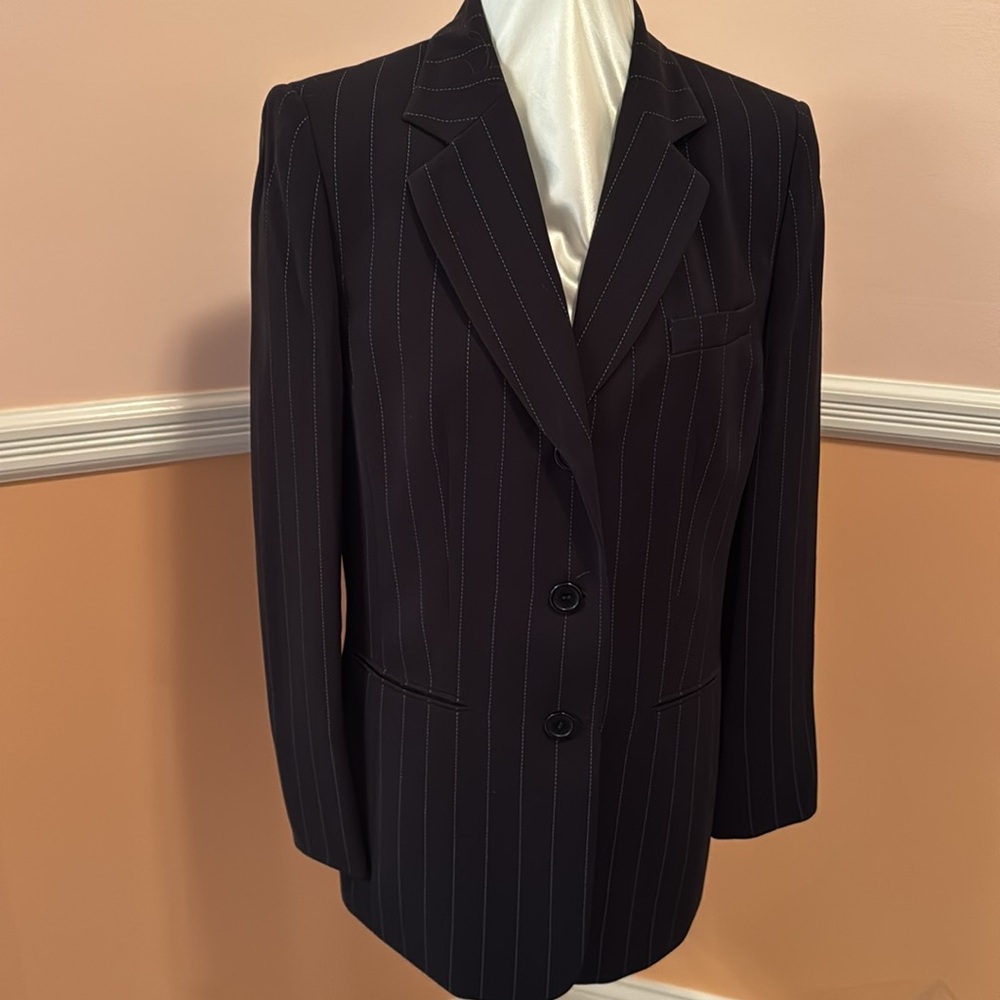 Pant suit